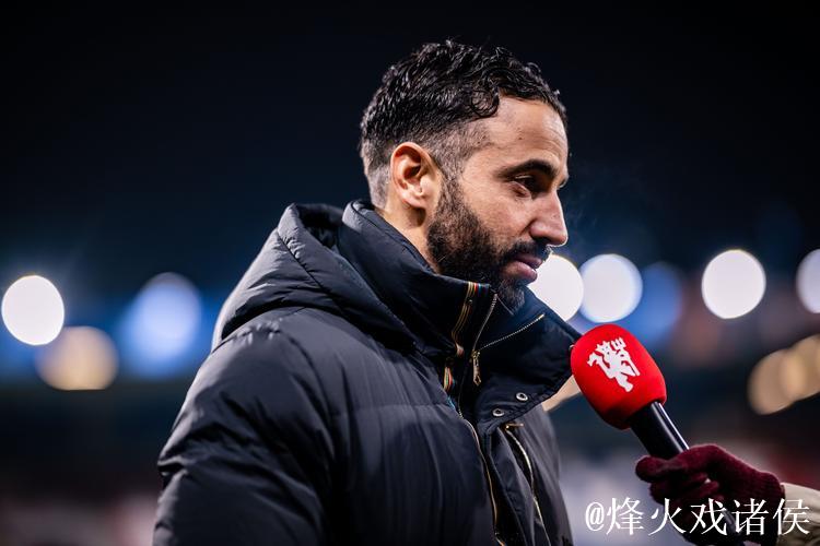 阿莫林自信可率曼联英超夺冠！对比弗爵时代不公平，理解名宿质疑